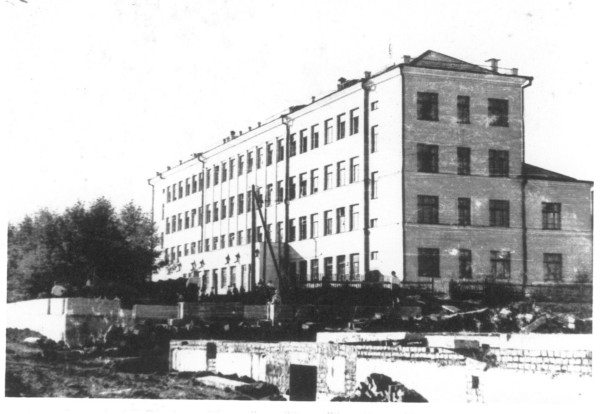 Школа 25. 1955 год. Фото из архива С. Новиков.
